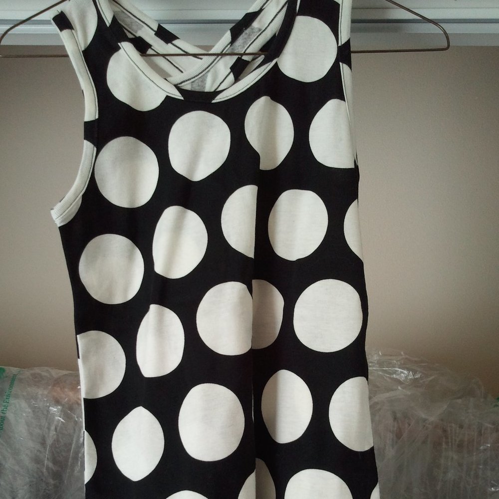 Cute Cross back tank top size xs NWOT - Picture 1 of 3
